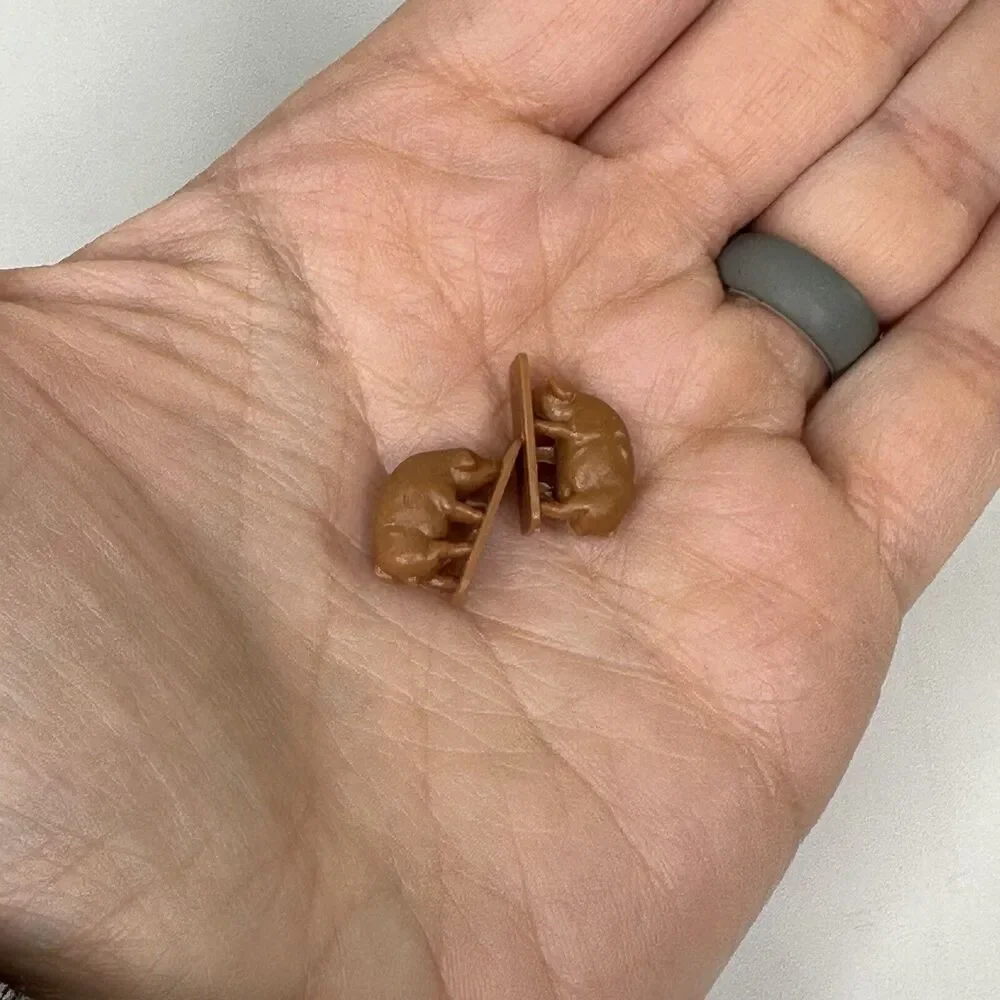 2 Vtg Miniature Brown Pig‎ Figures Hard Plastic Teeny Tiny .5